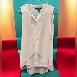 White House Black Market Ivory Sleeveless Blouse size LARGE